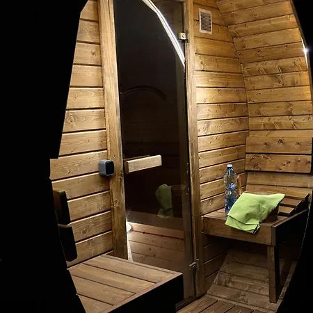 Apartment Gawra Nad Jeziorem - Caloroczne Nad Jeziorem Z Balia, Jacuzzi I Sauna, Kaszuby Sobacz