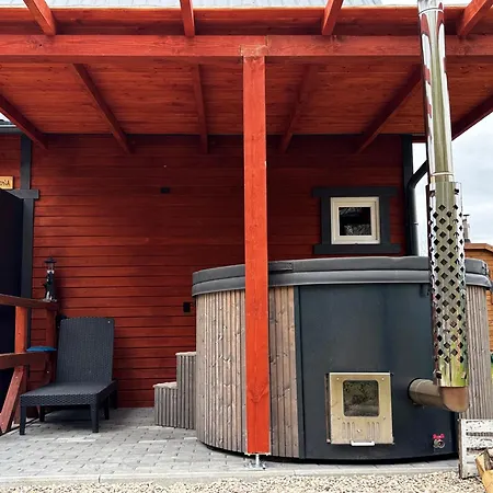 Gawra Nad Jeziorem - Caloroczne Nad Jeziorem Z Balia, Jacuzzi I Sauna, Kaszuby * Sobacz
