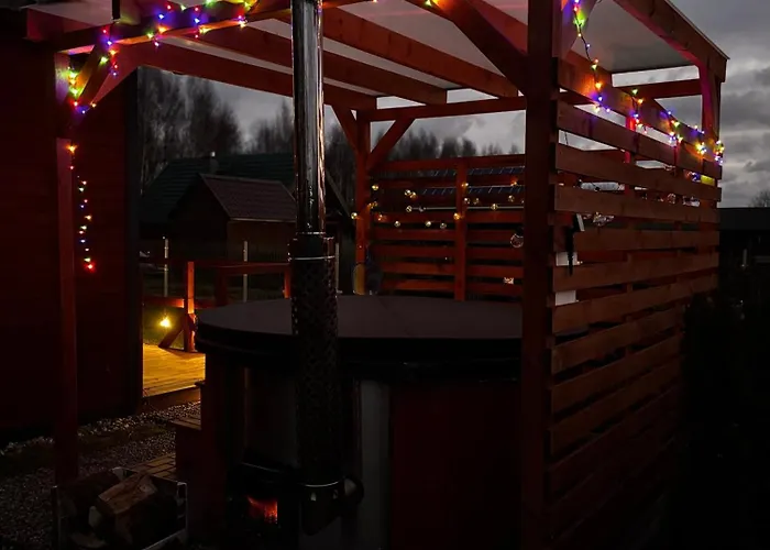 Gawra Nad Jeziorem - Caloroczne Nad Jeziorem Z Balia, Jacuzzi I Sauna, Kaszuby Διαμέρισμα *